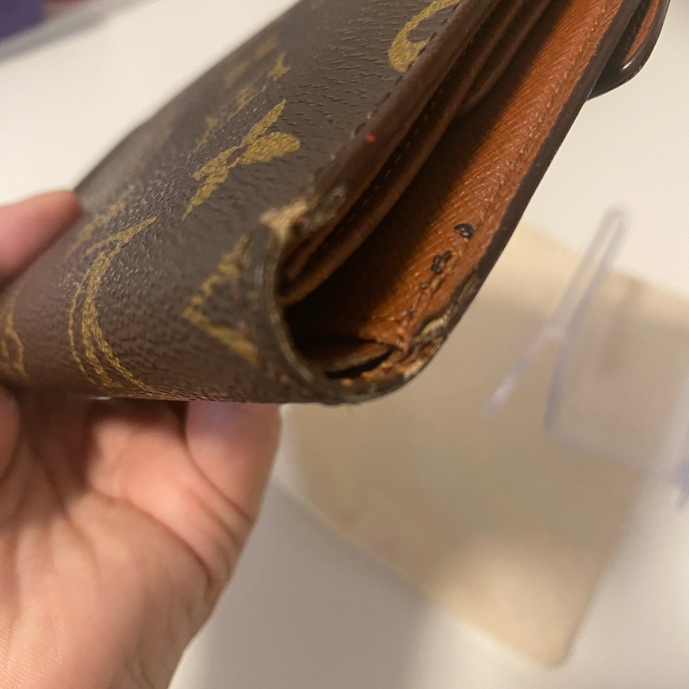 Louis Vuitton Monogram Canvas Brown and Gold Wallet - Picture 11 of 17